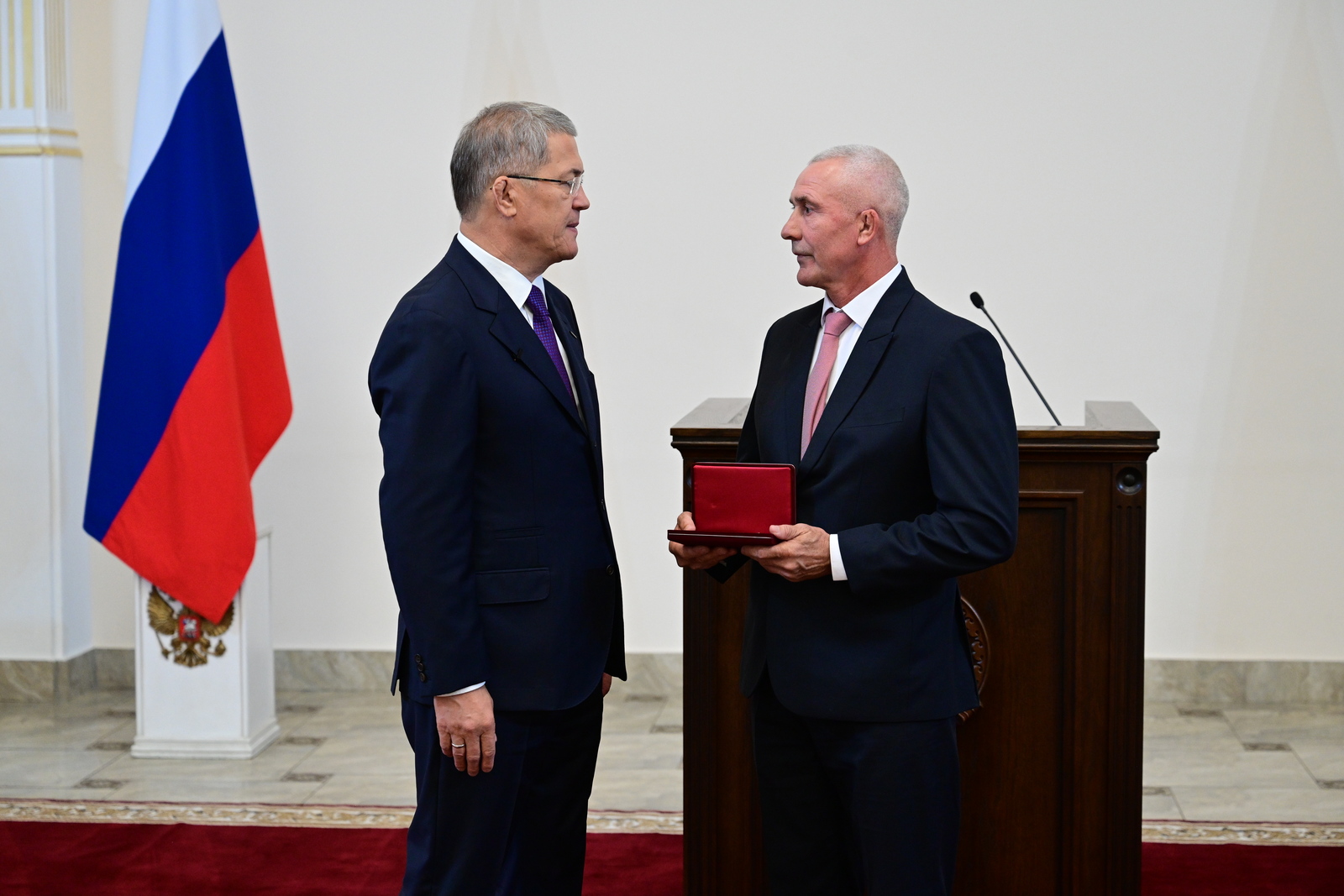 Хеҙмәт династиялары, һөнәр оҫталары наградланды