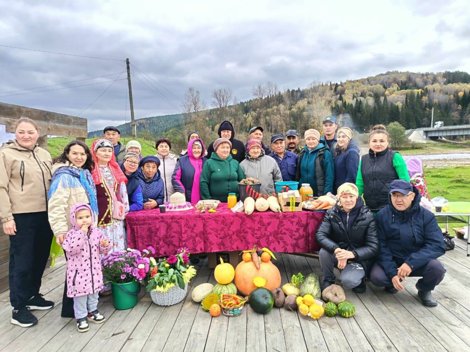 Көҙгө йәрминкә - ауыл берҙәмлеге