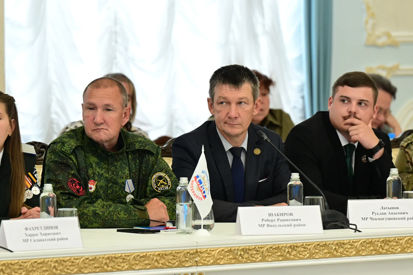 Заман геройҙары менән тәүге осрашыу
