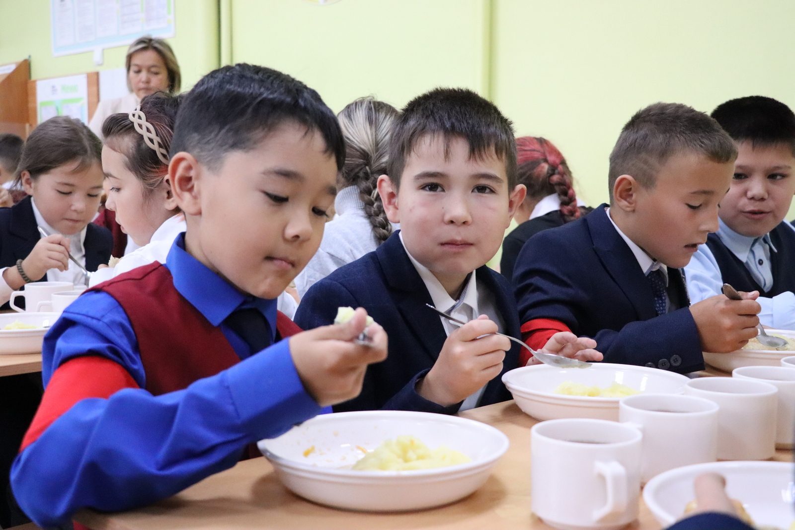 Мәктәп туҡланыуы: тәрилкәлә сәләмәтлек һәм ғүмерлек ғәҙәт