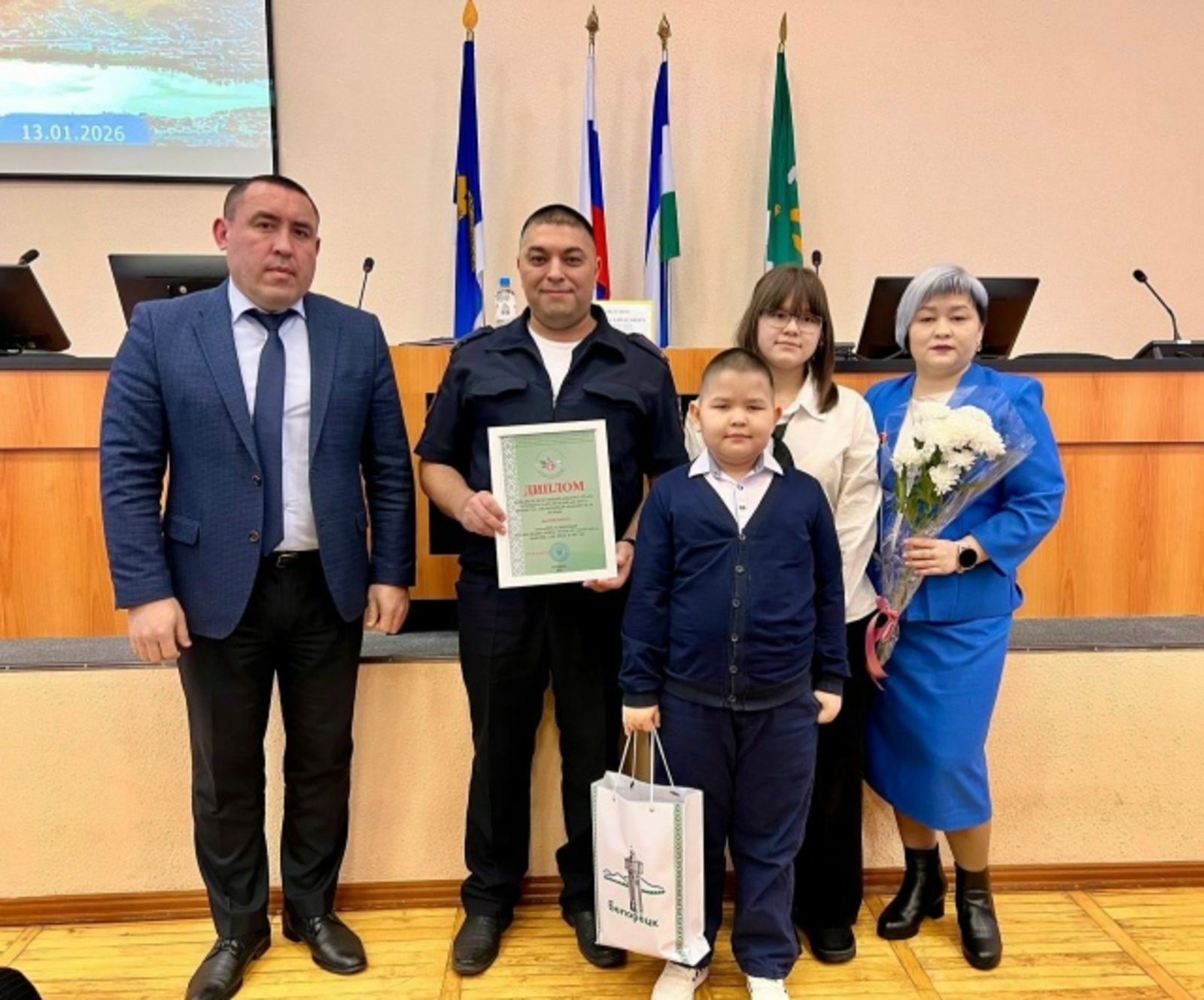 Һәр йәһәттән дә өлгөлө ғаилә