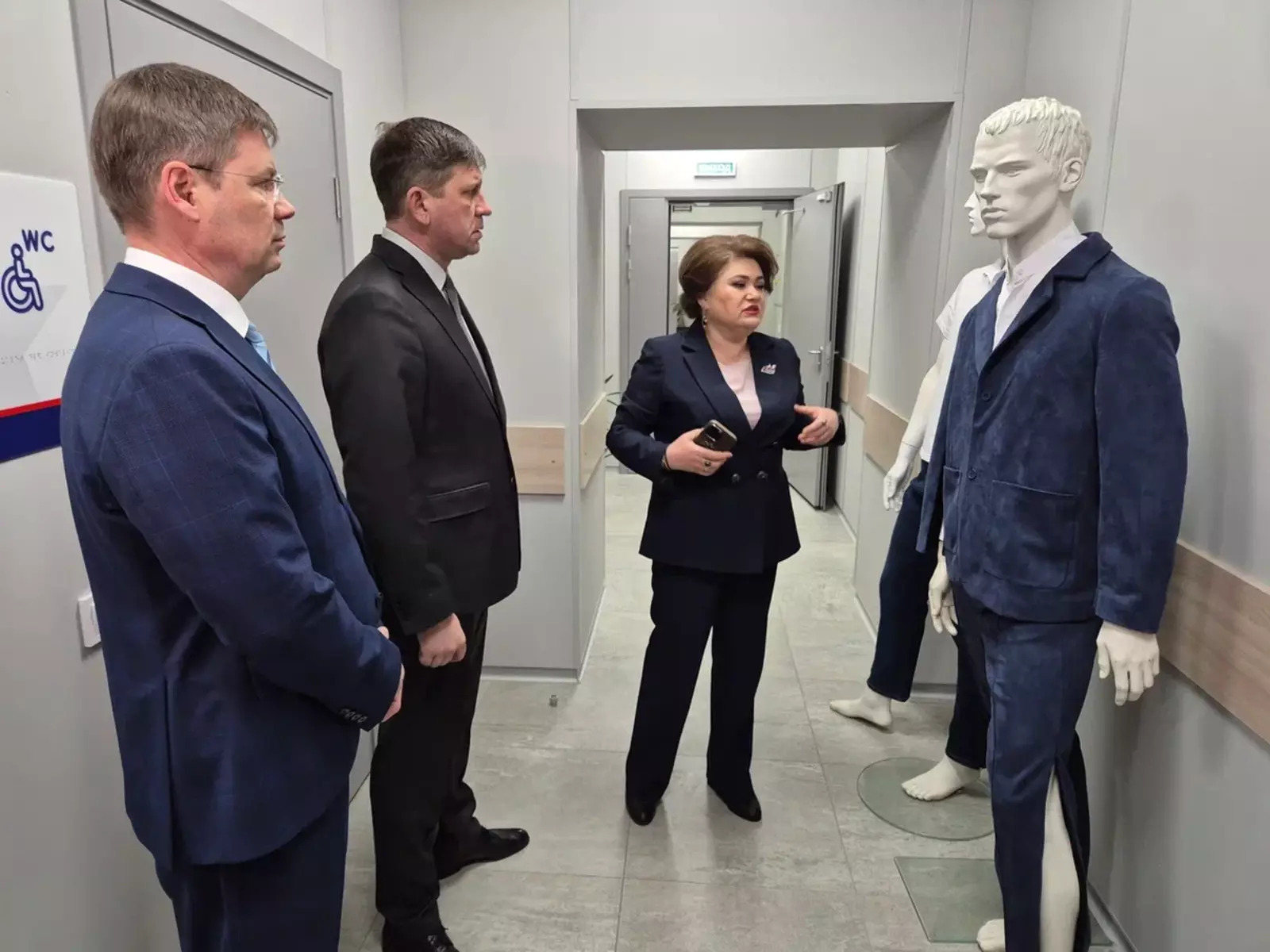 Александр Тихонов ознакомился с работой филиала фонда «Защитники Отечества»