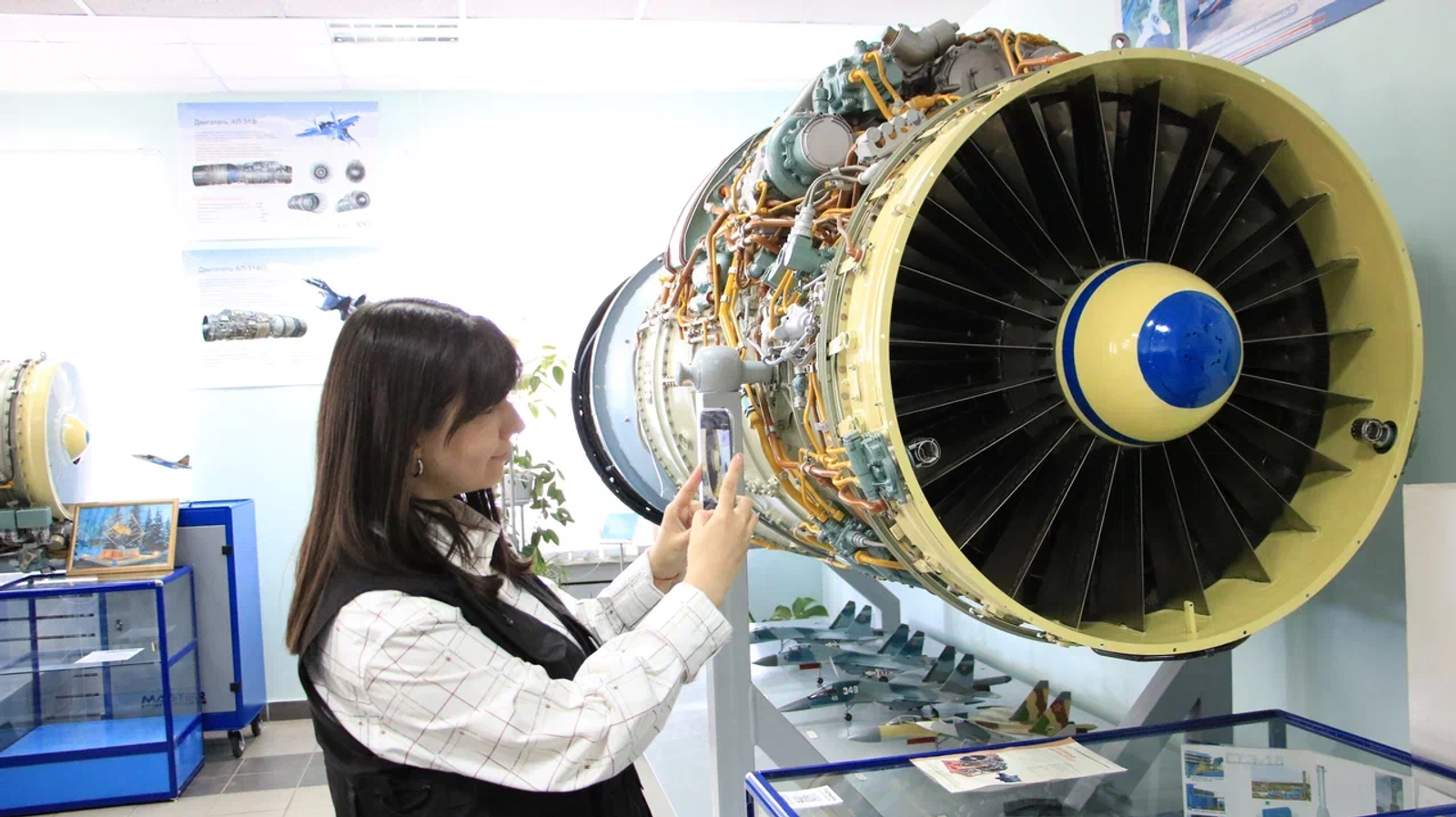 Клуб молодых учёных побывал на производстве ОДК-УМПО