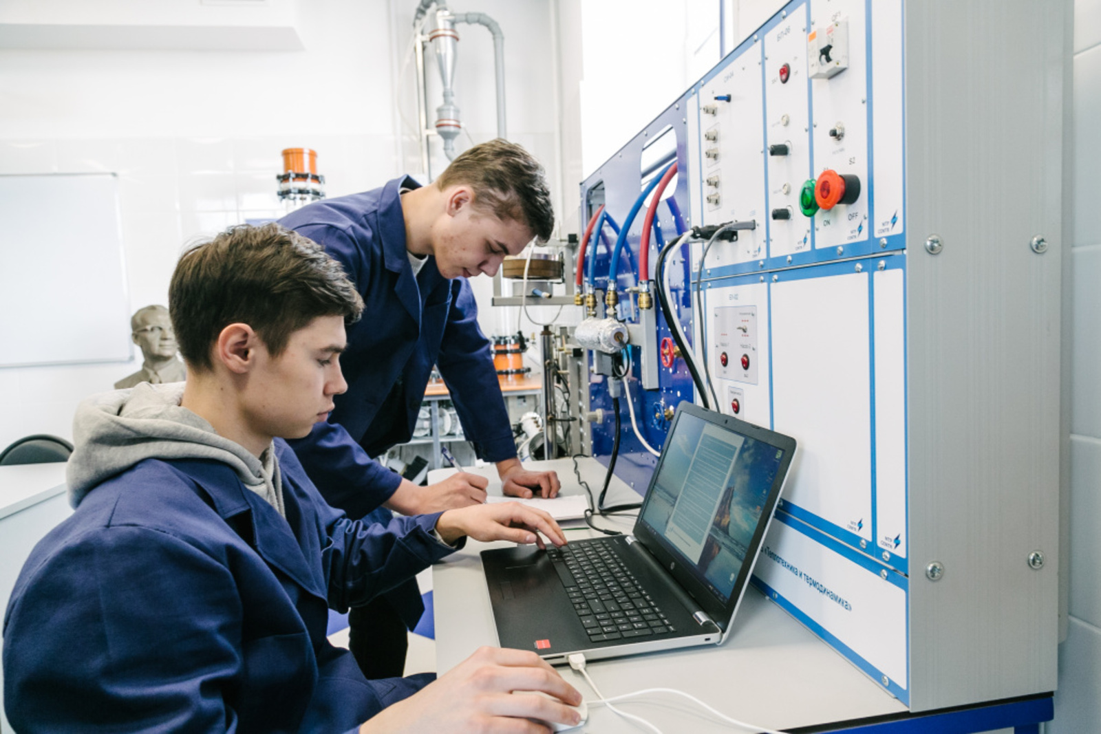 Вуз-резидент будет готовить команды инженеров для технологического прорыва