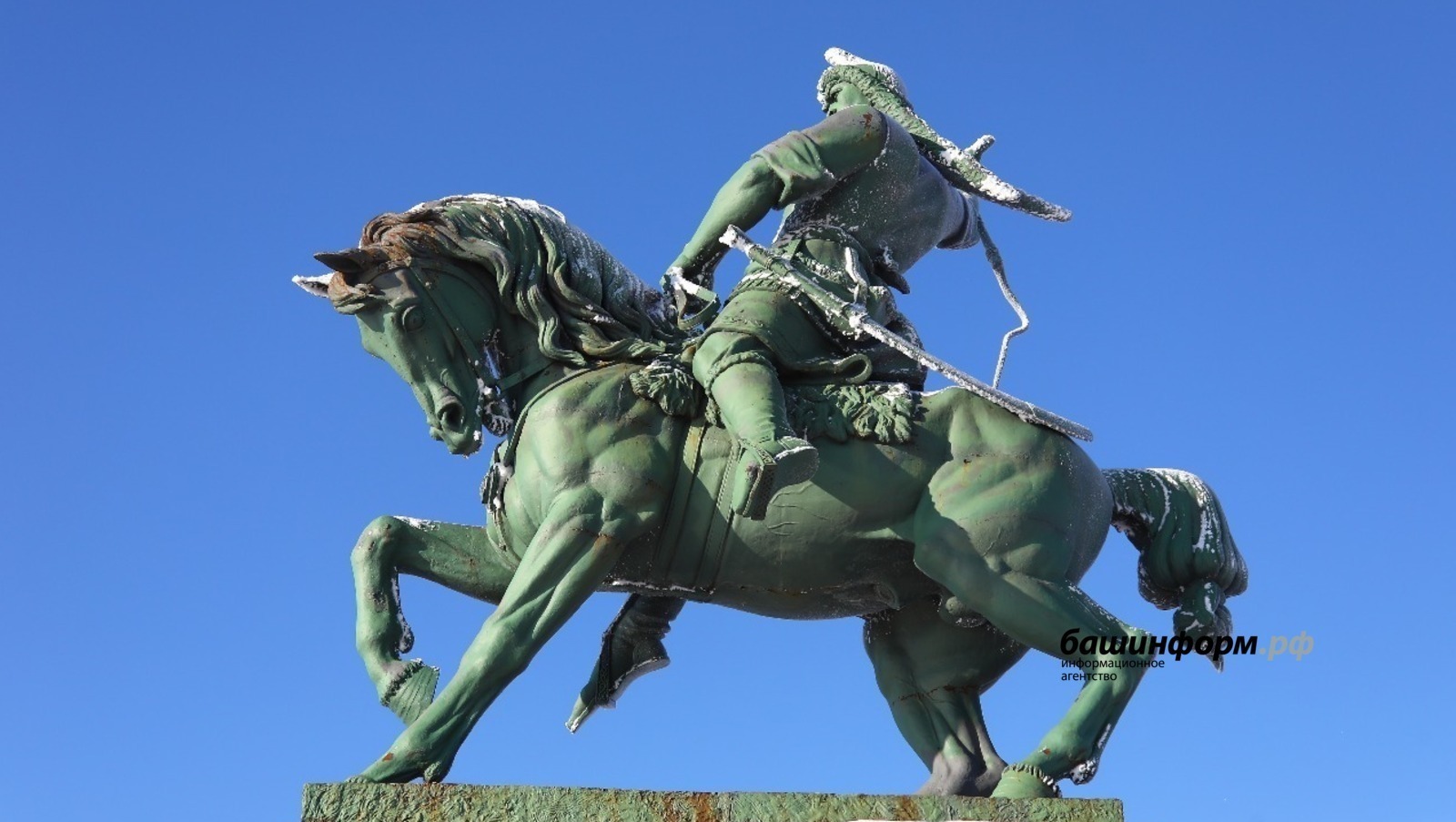 Республика Башлығы Салауат һәйкәлен төҙөкләндереү эштәре башланасағын әйтте