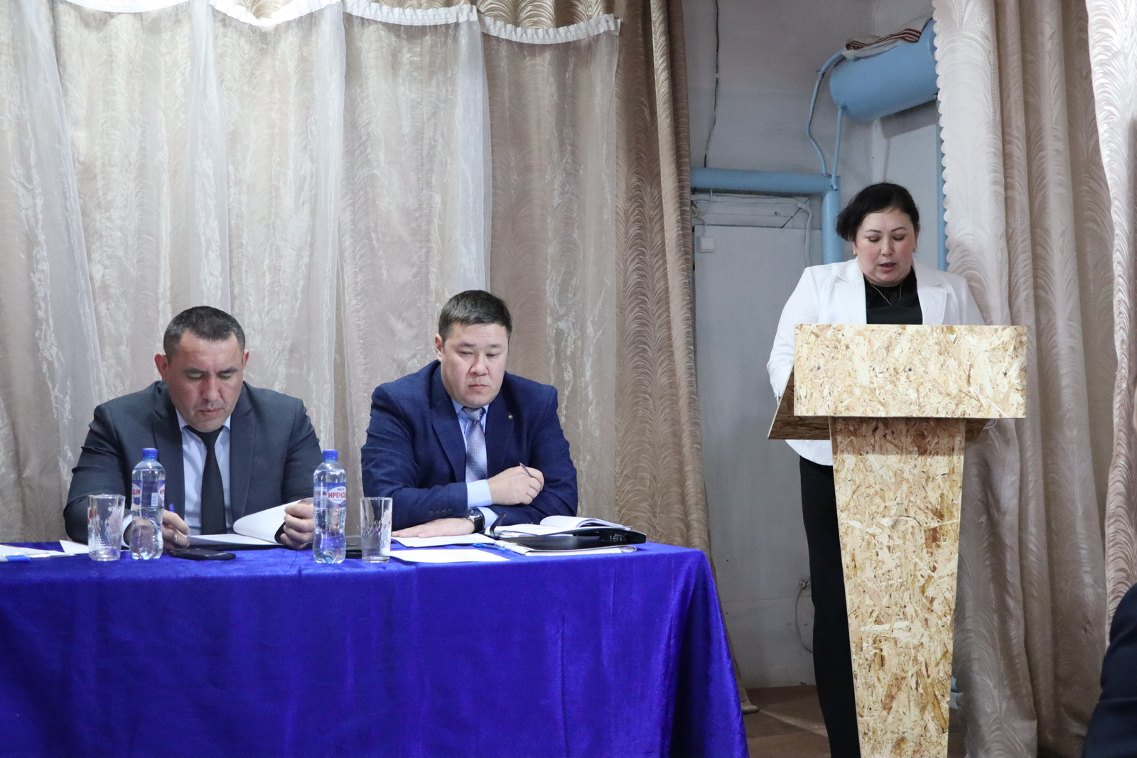 Отчет йыйылыштары үтә